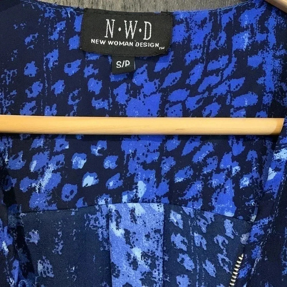 Tunic  S - Picture 2 of 7